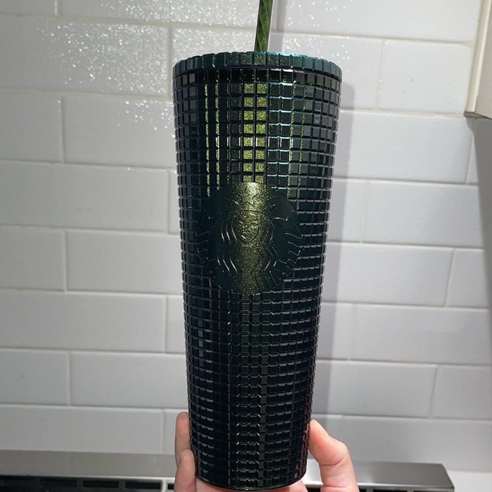 Starbucks venti cup!